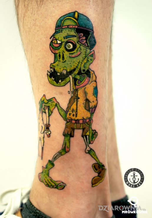 Tatuaż zombie w motywie kolorowe i stylu kreskówkowe / komiksowe na nodze