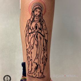 Tatuaż Maryjka na nodze motyw: religijne styl: kontury / linework