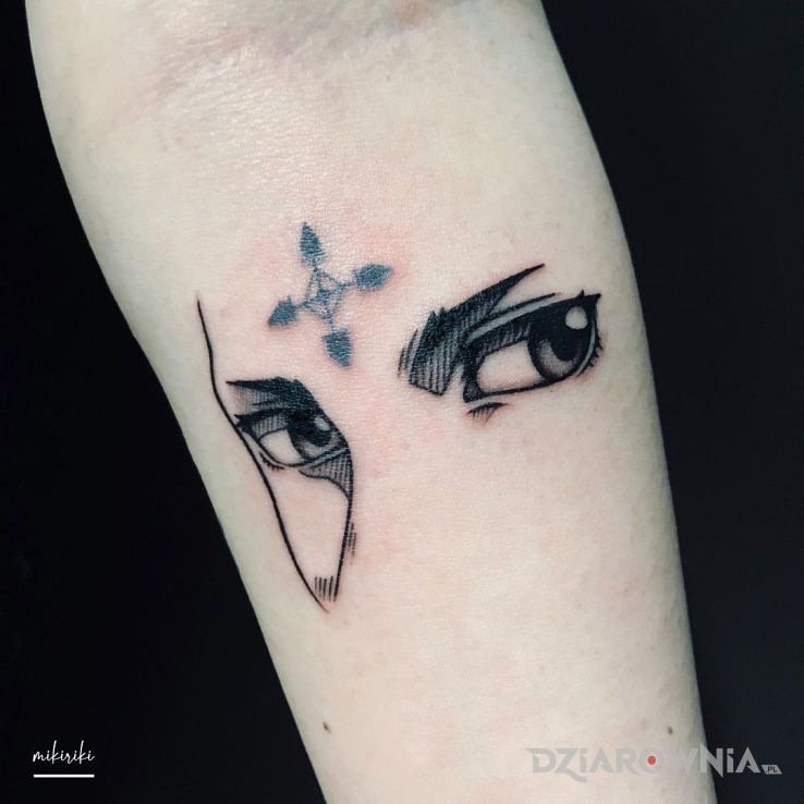 Tatuaż chrollo w motywie manga / anime i stylu kreskówkowe / komiksowe na przedramieniu