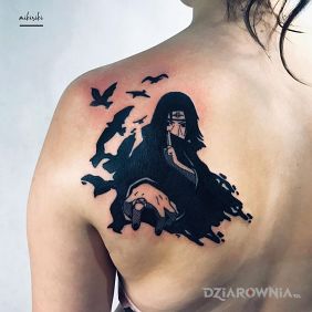 Tatuaż Itachi na łopatkach motyw: manga / anime styl: kreskówkowe / komiksowe