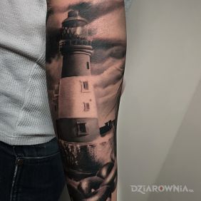 Tatuaż Latarnia morska na przedramieniu motyw: 3D styl: realistyczne