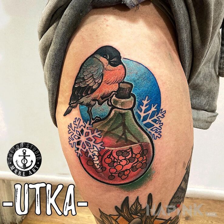Tattoo Zima in objects motif and graphic / illustrative style on the leg