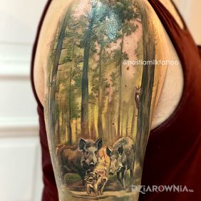 Tatuaż Las na ramieniu motyw: natura styl: realistyczne