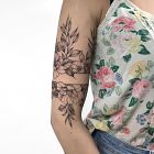 Armband z kwiatami