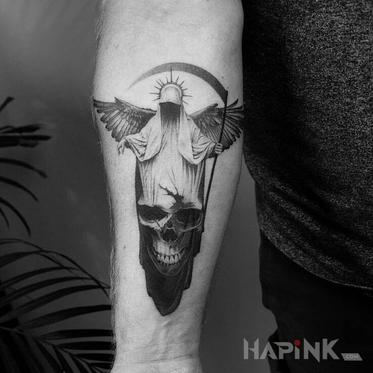 Tattoo Anioł śmierci in black and gray motif and graphic / illustrative style on the forearm