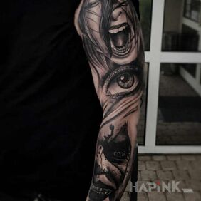 Tattoo Scream on the upper arm motif: dark style: realistic