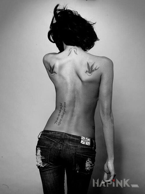 Tattoo Ptaki na łopatkach in animals motif on the back