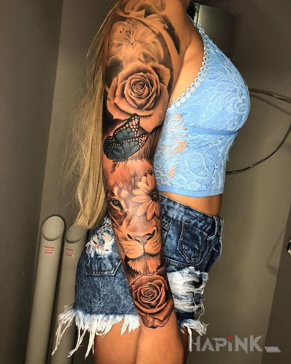 Tattoo Cała ręka w tatuażach in butterflies motif and realistic style on the forearm