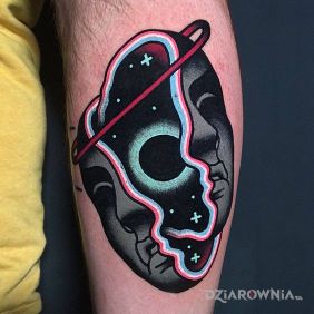 Tatuaż Glowa na pol na przedramieniu motyw: kolorowe styl: surrealistyczne