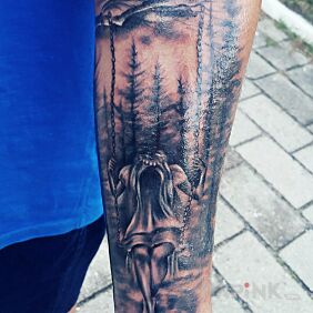 Tattoo Girlfriend on the forearm motif: sleeves
