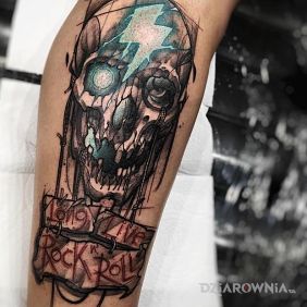Tatuaż Long Live Rock n' Roll na nodze motyw: napisy