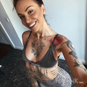 Tattoo Snow-white smile on the upper arm motif: ornaments style: graphic / illustrative