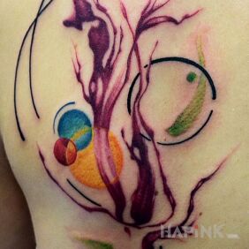 Tattoo Patterns on the shoulder blades motif: other style: abstract