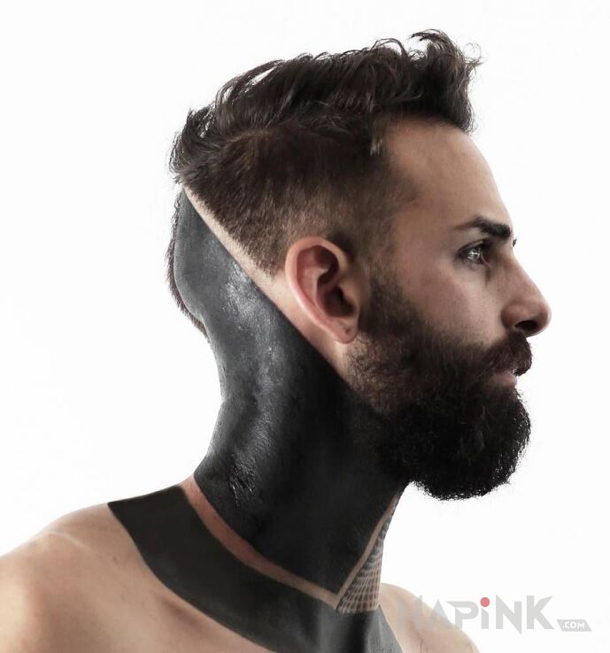 Tattoo Czarna szyjka in other motif and blackwork / blackout style on the neck