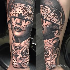 Tatuaż Bandana na oczach na przedramieniu motyw: twarze styl: realistyczne