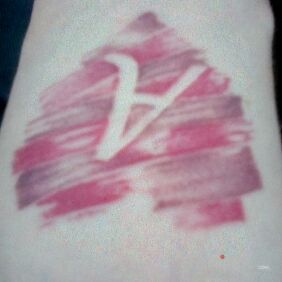 Tattoo Heart on the wrist motif: colorful