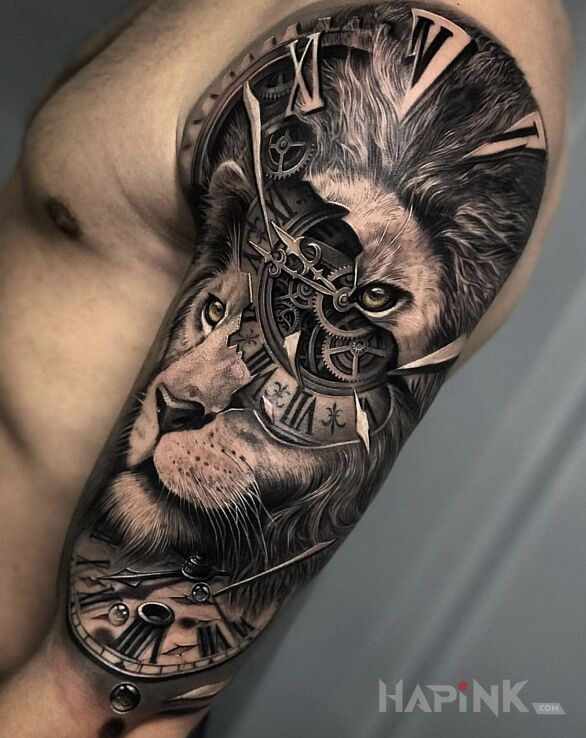 Tattoo Najlepszy lew in objects motif and realistic style on the upper arm