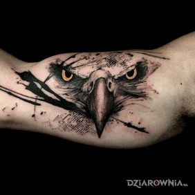 Tatuaż Orzeł na ramieniu motyw: zwierzęta