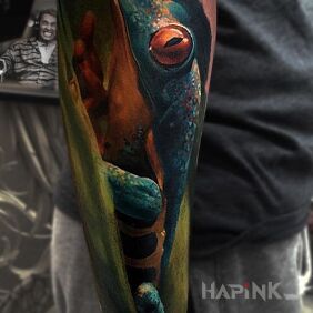 Tattoo Frog on the forearm motif: animals style: realistic