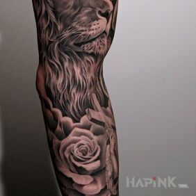 Tattoo Majestic lion on the forearm motif: animals