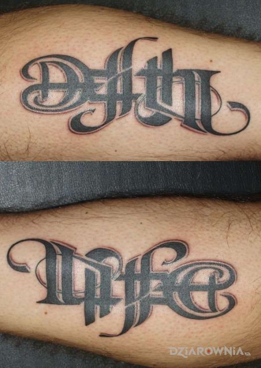 Tatuaż death  life w motywie napisy i stylu ambigramy na przedramieniu