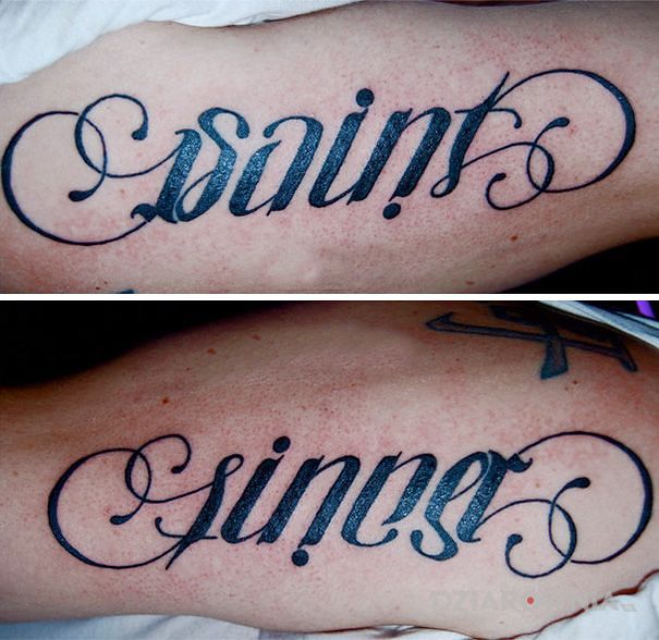 Tatuaż saint  sinner w motywie napisy i stylu ambigramy na żebrach