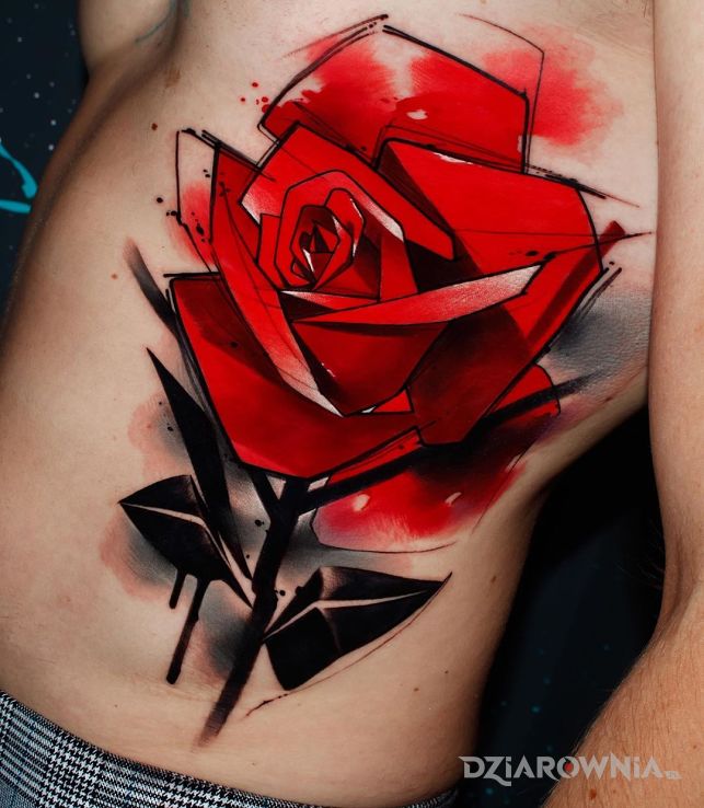 Tatuaż mocna czerwień w motywie kwiaty i stylu watercolor na żebrach