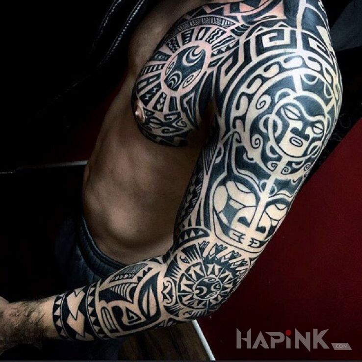 Tattoo Polinezyjski sztos in sleeves motif and Polynesian style on the forearm