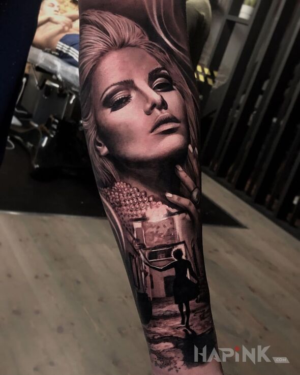 Tattoo Portrecik in 3D motif and realistic style on the forearm