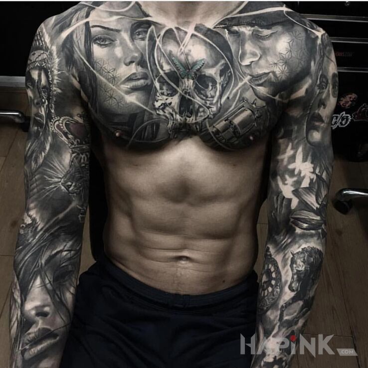 Tattoo Fan realizmu in sleeves motif and realistic style on the chest
