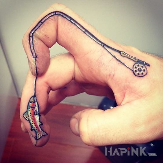 Tattoo Tatuaz dla wedkarza in colorful motif and graphic / illustrative style on the fingers