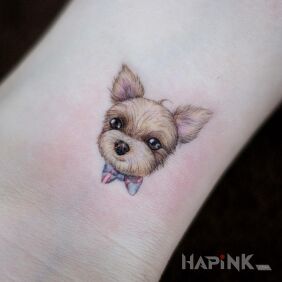 Tattoo Dog on the wrist motif: animals