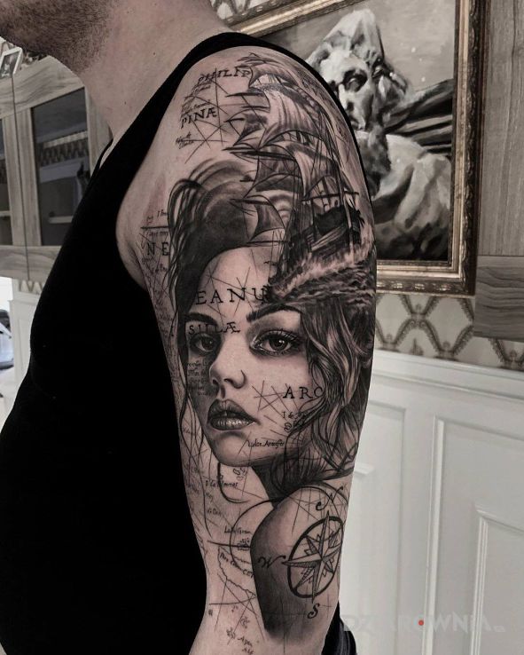 Tatuaż wykresy na twarzy w motywie czarno-szare i stylu realistyczne na ramieniu
