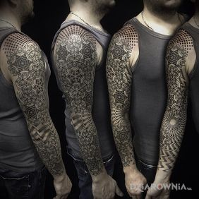 Tatuaż Wzorzysty rękaw na przedramieniu motyw: rękawy