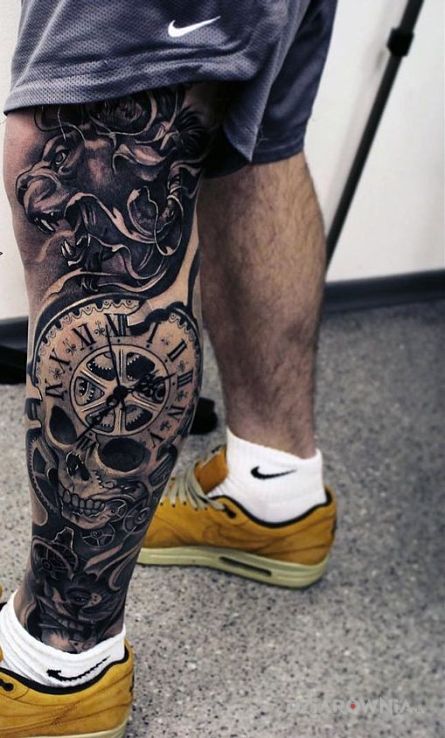 Tatuaż cała noga wytatuowana w motywie 3D na nodze