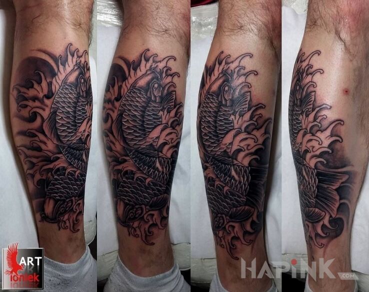 Tattoo Karpiki :) in japanese / irezumi style on the calf