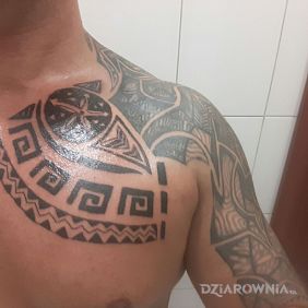 Tatuaż Wykonane przez Acid Ink. Tattoo na klatce motyw: pozostałe