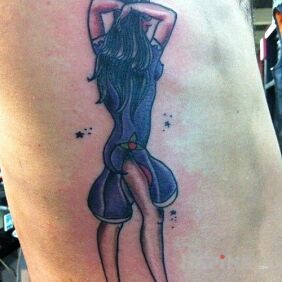 Tattoo Crooked maiden on the ribs motif: characters