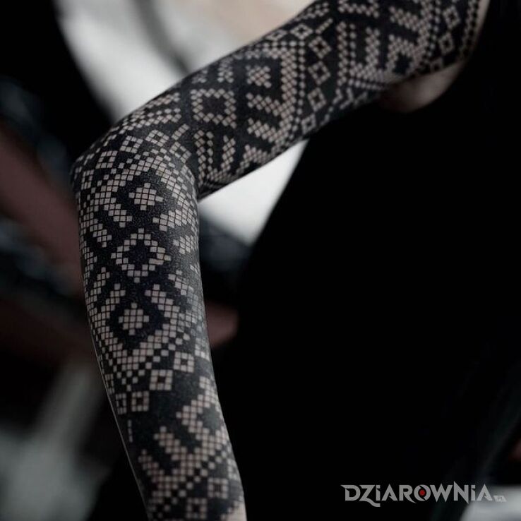 Tatuaż Coś innego dla odmiany w motywie czarno-szare i stylu haftowane na ręce