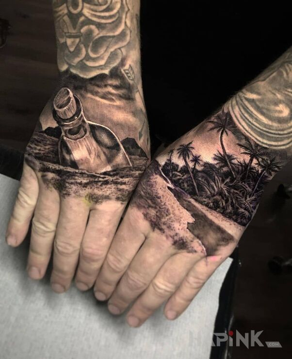 Tattoo Butelka z listem in 3D motif and realistic style on the hand