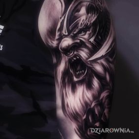 Tatuaż Odyn na ręce motyw: czarno-szare styl: realistyczne