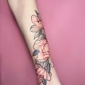 Wycena tatuażu - Wycena tatuażu na przedramieniu delikatne kwiaty
