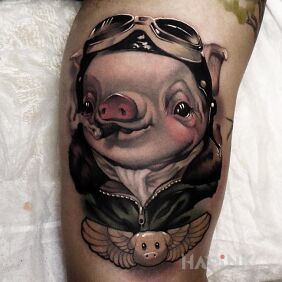 Tattoo Flying pig on the upper arm motif: 3D
