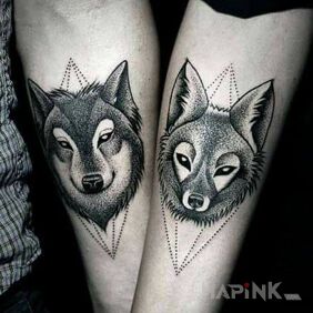 Tattoo The wolf and the she-wolf on the forearm motif: Love