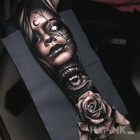 Tattoo 3 elements on the hand motif: 3D style: realistic