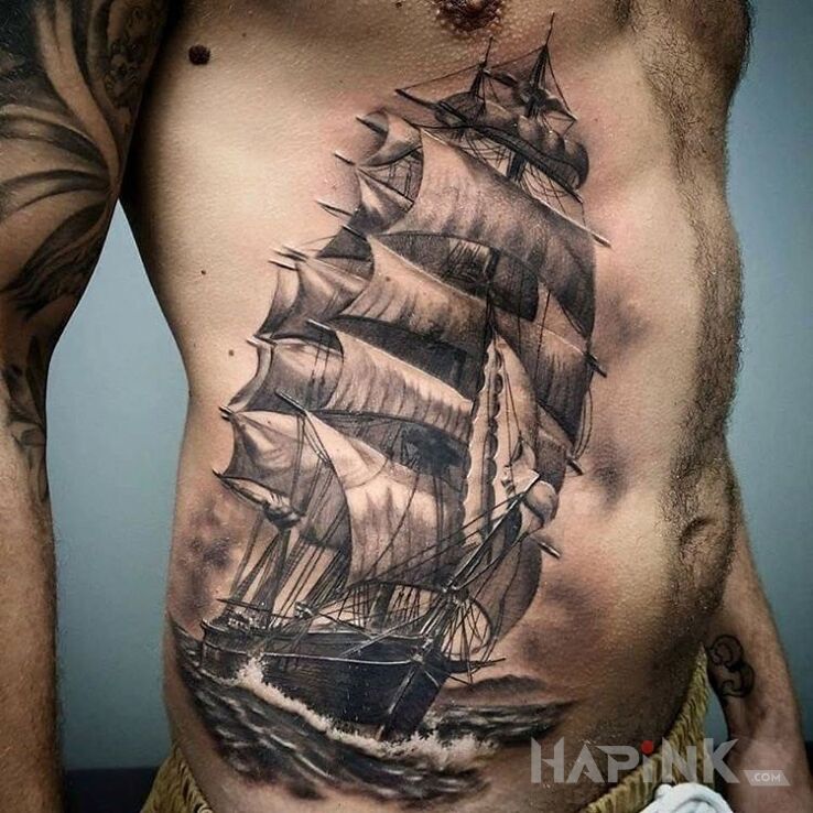 Tattoo Piękny okręt in 3D motif and realistic style on the ribs