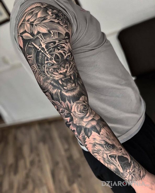 Tatuaż tygrys i orzeł w motywie zwierzęta i stylu realistyczne na przedramieniu