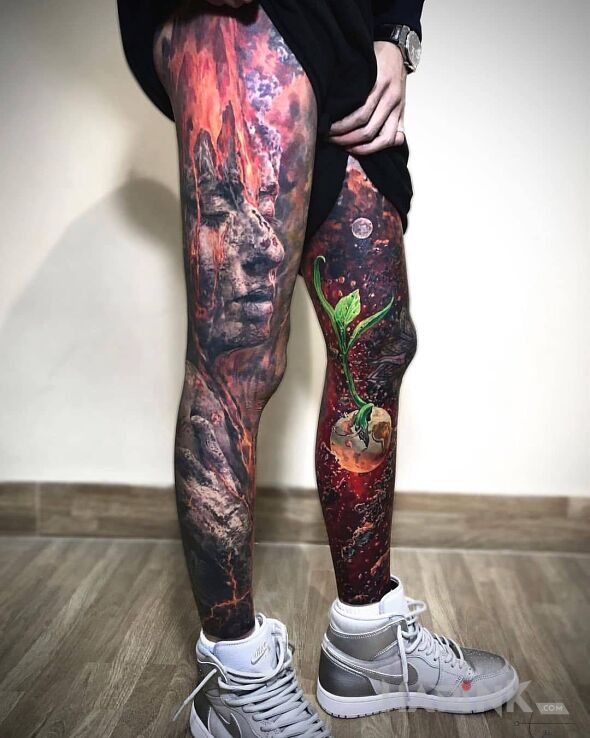 Tattoo Piękna sprawa in colorful motif and realistic style on the tibia