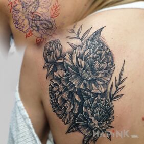 Tattoo Cover up on the shoulder blades motif: floral style: realistic