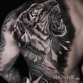 Tattoo Black and gray tiger on the back motif: 3D style: realistic